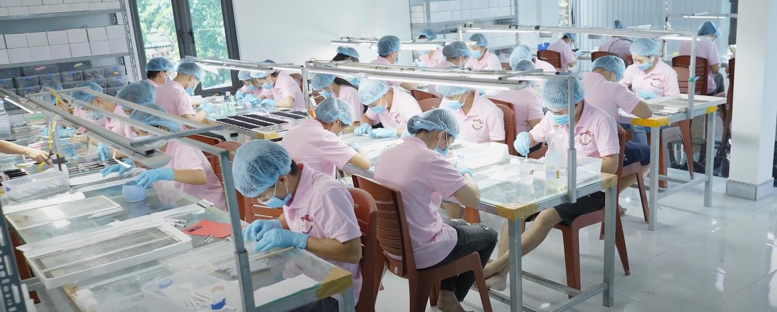 HERSQUEEN LASH factory
